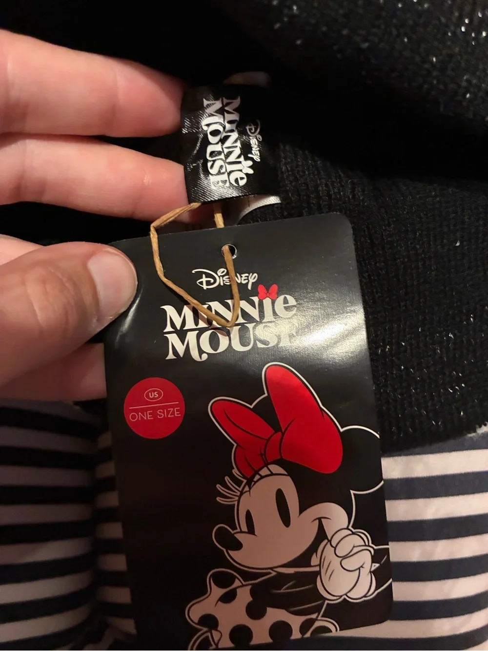 NWT 2026 Release Minnie Mouse Sequin Bow Disney Beanie Hat